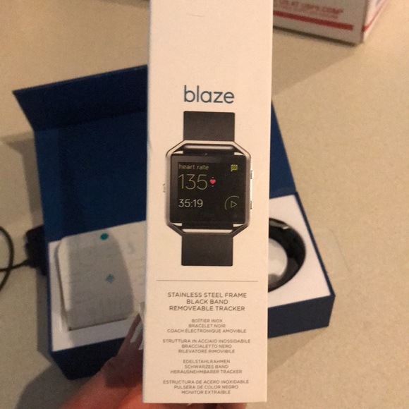 Fitbit blaze Smart watch - Picture 11 of 17